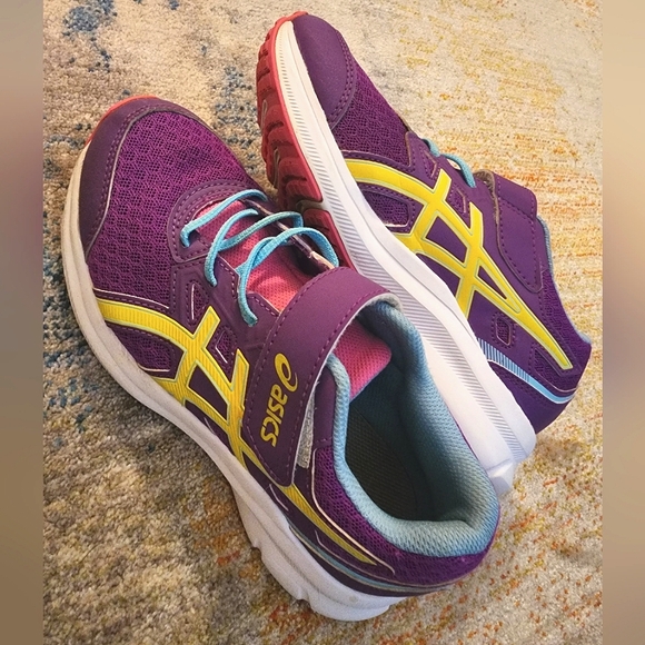 Asics Jolt Running Shoes - Picture 15 of 15